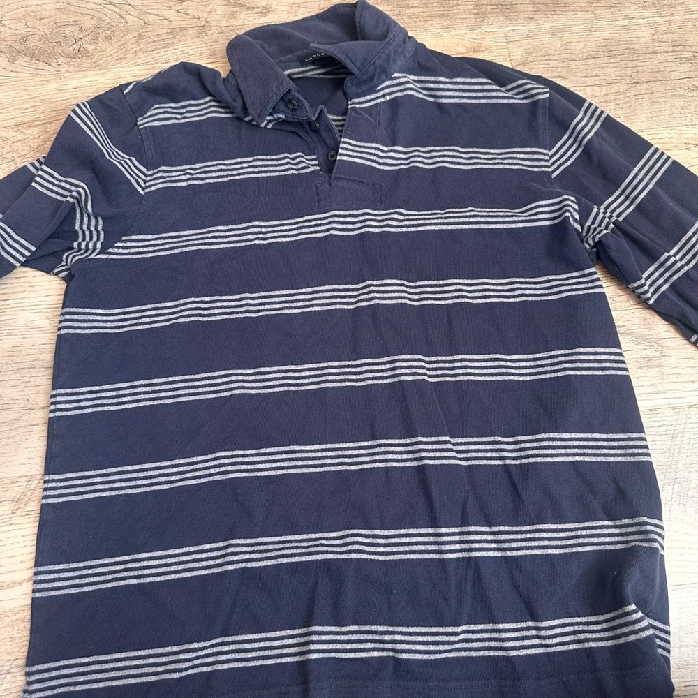 Lands End Quarter collared shirt with Buttons. Blue and greyish white. Large.
